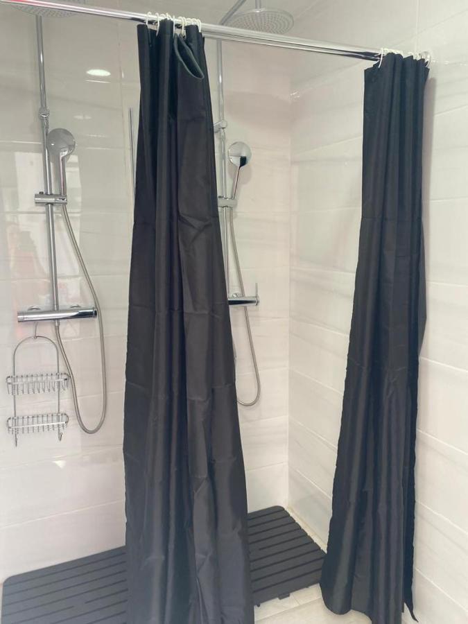 5 Senses Hostel เซตุบาล ภายนอก รูปภาพ